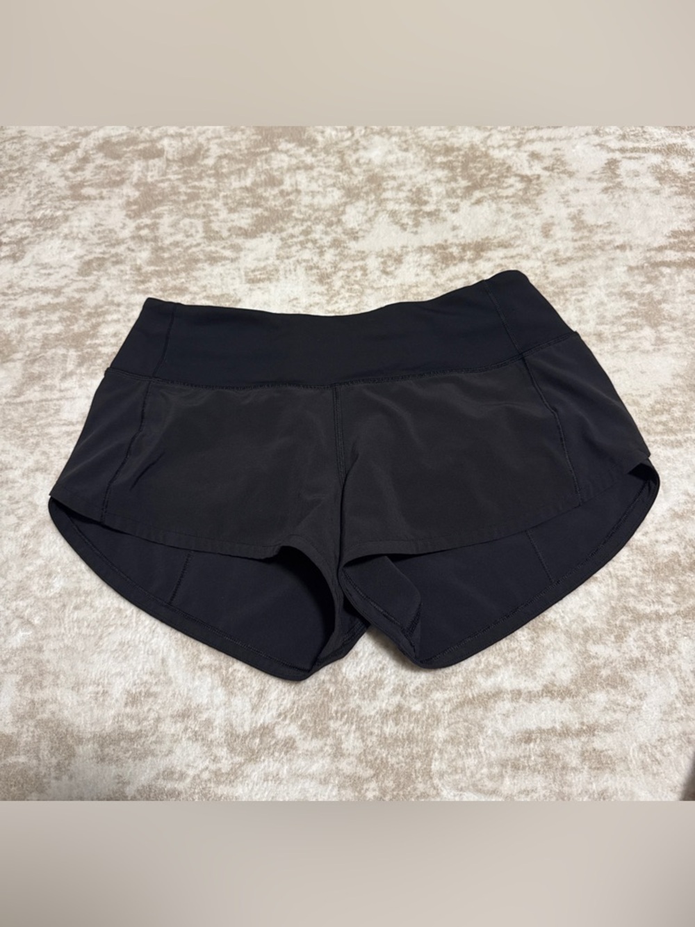 Lululemon Speed Up Shorts 2.5” Low Rise Black Size 2